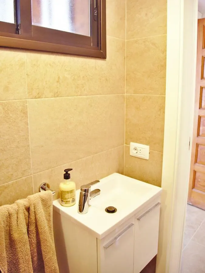 2 Min Walk To Beach - Private Solarium Bungalow Costa Adeje  0*, Costa Adeje (Tenerife)