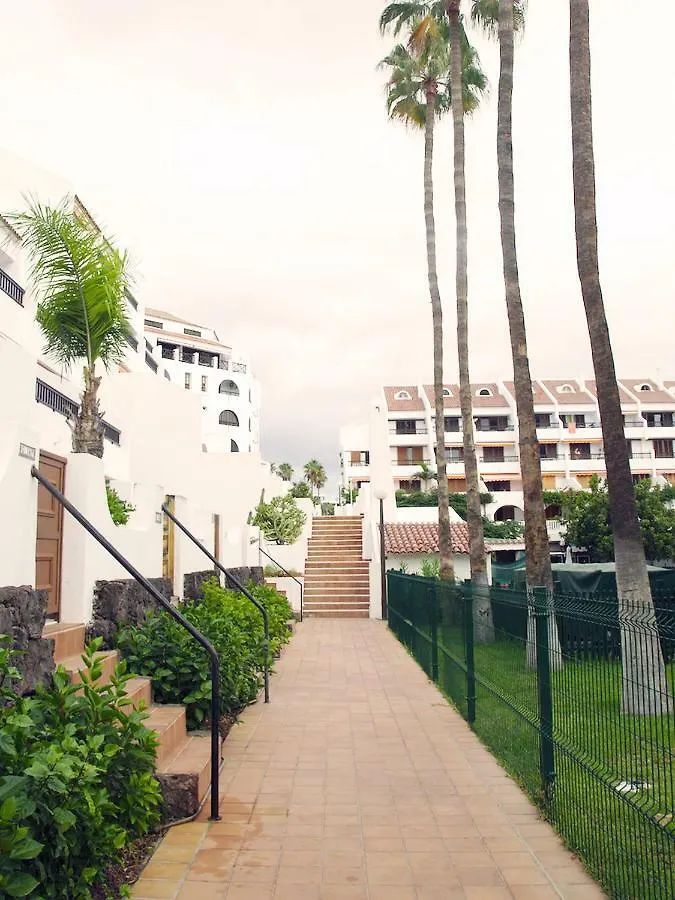 Hébergement de vacances 2 Min Walk To Beach - Private Solarium Bungalow Costa Adeje